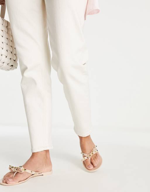 Steve Madden Deena flip flops with studding in blush ASOS