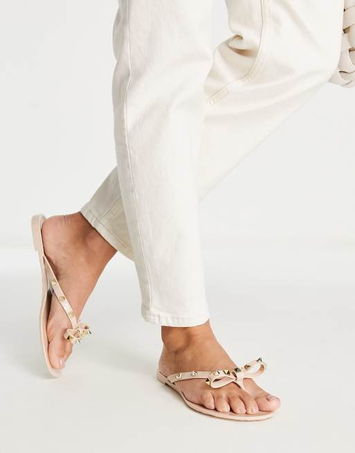 Steve Madden Deena Infradito color cipria con borchie ASOS
