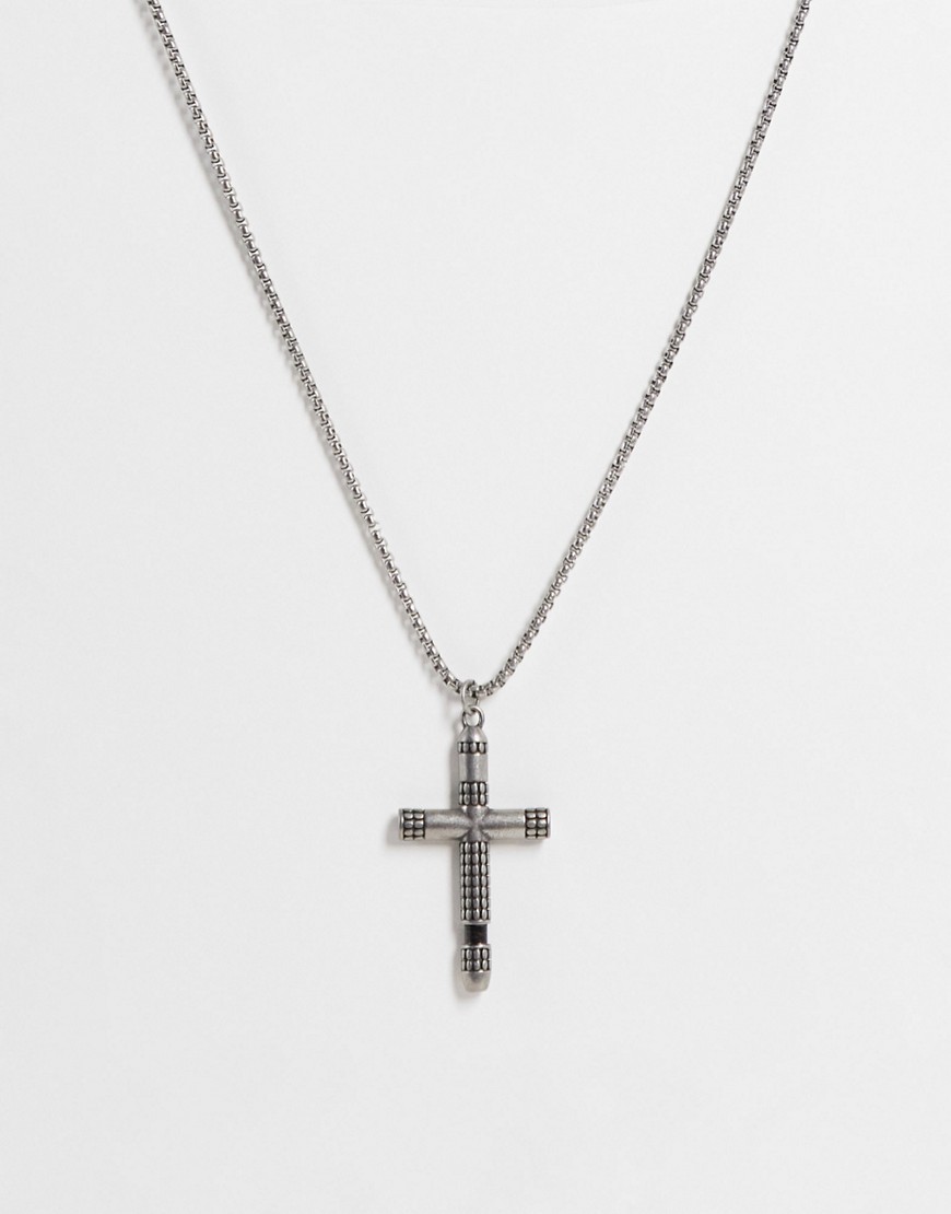 Steve Madden Detailed Cross Necklace In Silver
