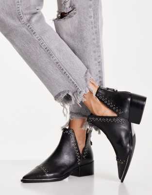 Steve Madden epyr cut out heeled ankle boots in black leather ASOS