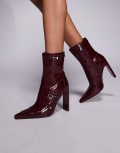 [Steve Madden] Steve Madden Fasteneded buckle detail high ankle boots in cherry-Red 37 RED