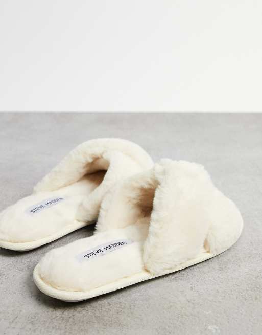 Steve madden women's deals fuzzy slippers