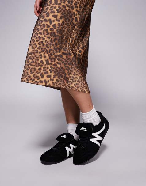Steve Madden Freekick trainers with fold over detail in black - view 1