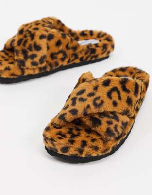 steve madden fuzzy leopard slippers