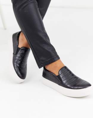 all black steve madden slip ons