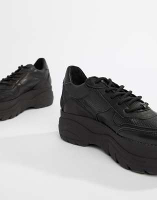 steve madden black trainers