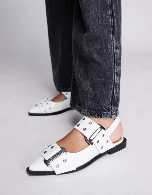 Steve Madden – Grand Ave – Vita skor med hälrem och spännen