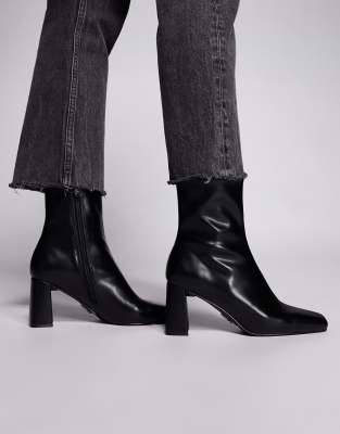 Steve Madden - Hurst - Ankle-Boots in Schwarz mit runder Zehenpartie