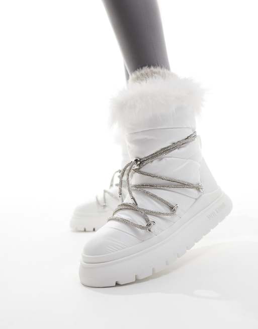 Steve Madden – Ice-Storm – Białe śniegowce ze zdobionymi sznurówkami