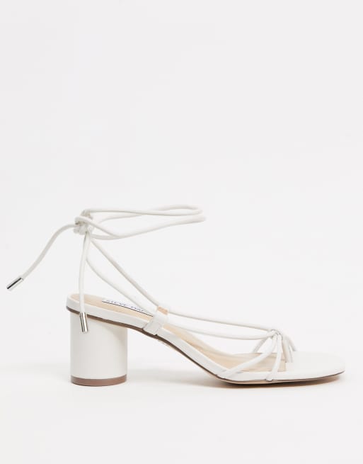 Steve madden 2025 white strappy sandals