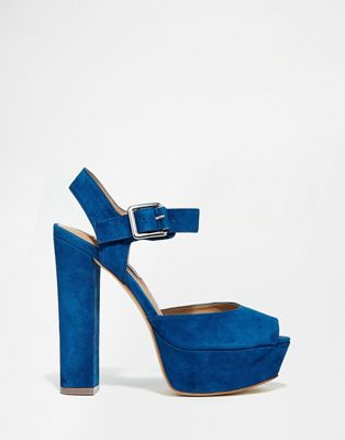 sandali blu con tacco e plateau