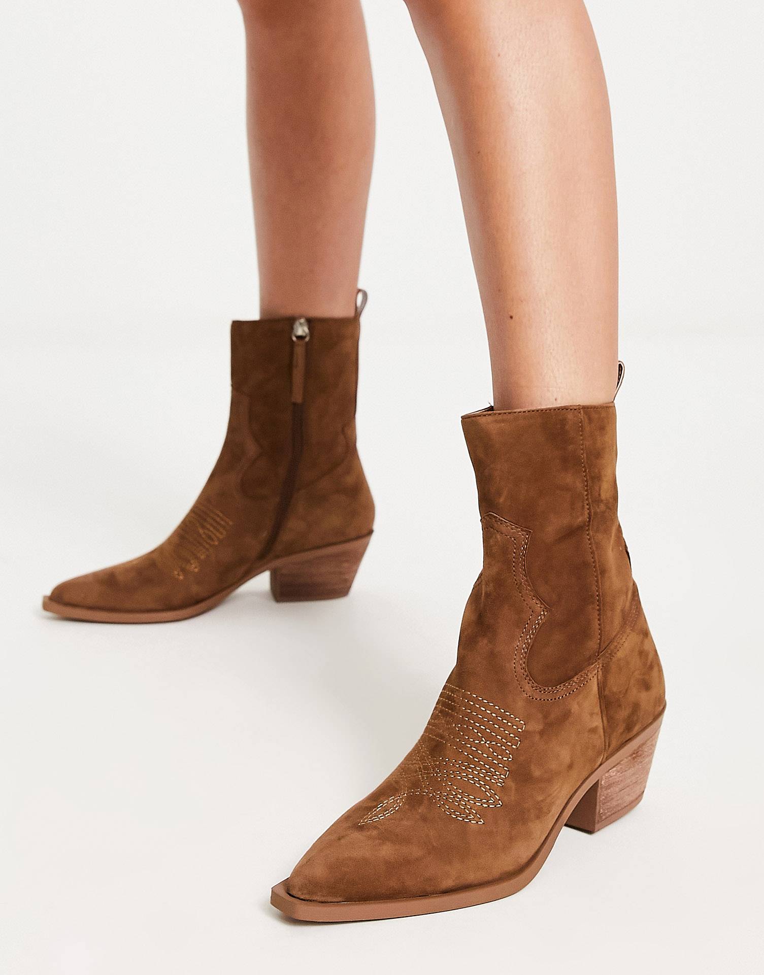 Steve Madden Kendal western boots in chestnut suede-Brown