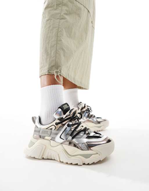 Steve Madden – Kingdom-E – Tenn- och guldfärgade, metalliska sneakers med grov sula