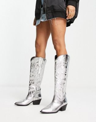 Steve Madden Knighly stitch detail western boots in silver