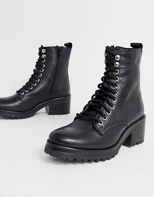 Steve Madden lace up leather boots in black | ASOS