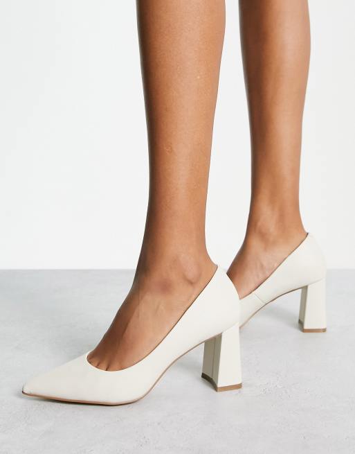 Steve madden wide hot sale width heels