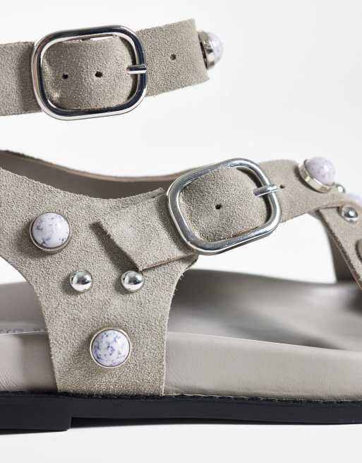 Steve Madden Linear studded footbed sandals with buckle strap in grey suede, 3 of 4
