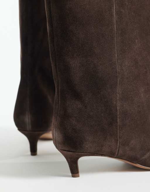 Steve Madden - Luca - Botas por la rodilla marrones con tacón bajo de ante, 4 de 4