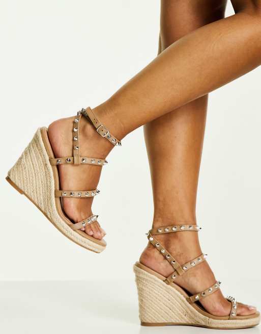 Sandali con zeppa color cuoio new arrivals