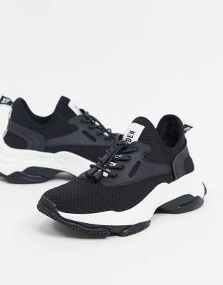 steve madden black match