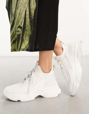 Steve Madden Matchbox trainers in white - ASOS Price Checker