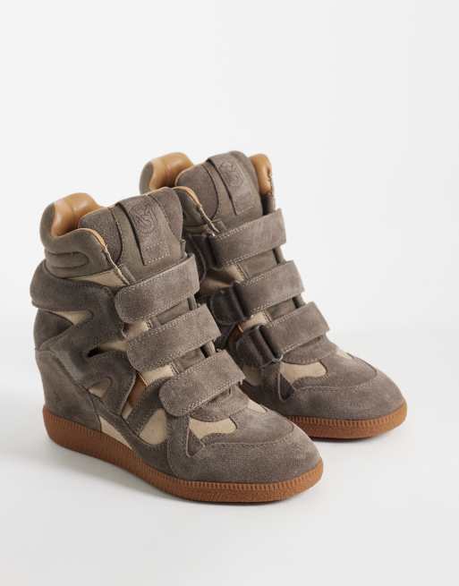 Steve Madden - Mavis - Zapatillas de deporte marrón topo con cuña de ante, 2 de 5