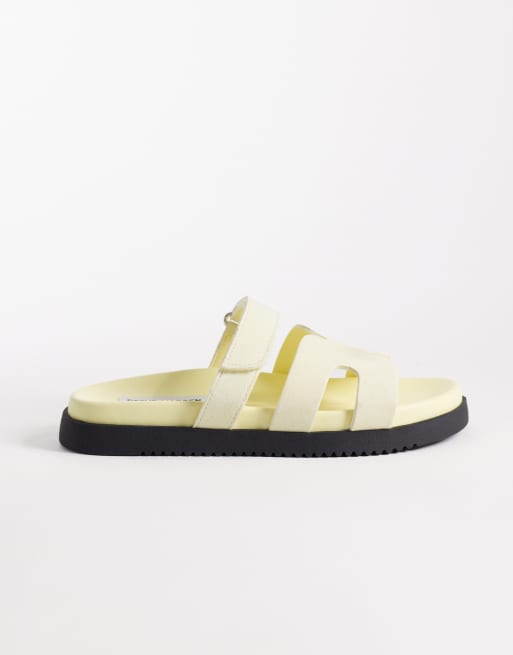 Steve Madden Missile sandals with straps in butter yellow suede, 2 of 4