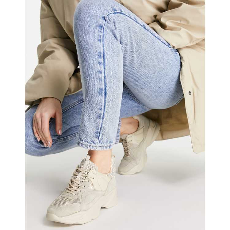 Steve Madden Movement chunky in beige suede | ASOS