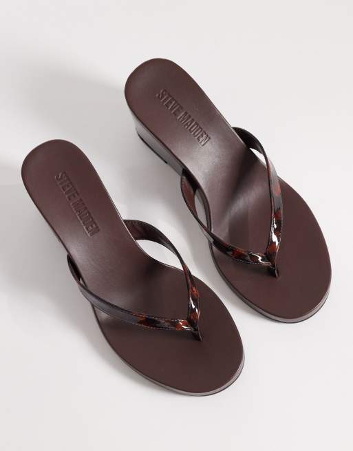 Steve Madden Playing thong wedge sandal in tortoise vinyl, 2 of 4