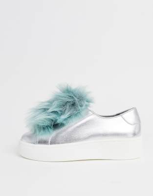 Steve madden store pom pom sneakers