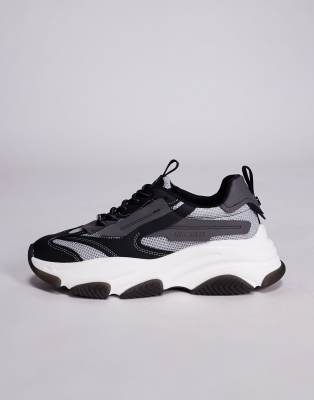  Possess chunky trainer 