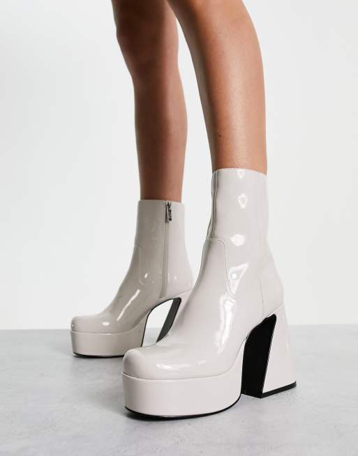 Steve madden white platform 2024 boots