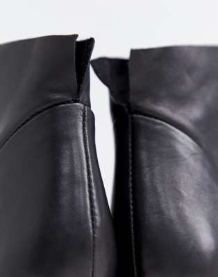 steve madden risen black leather heeled ankle boots