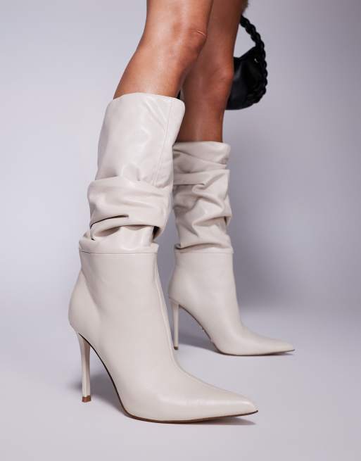 Steve Madden Schmooze Stivali al ginocchio color crema a punta con tacco a spillo ASOS