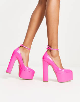 Steve Madden Skyrise platform shoes in hot pink patent