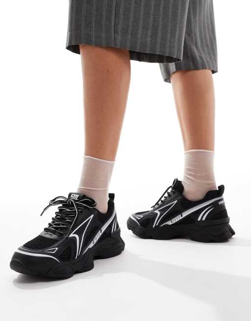 【Steve Madden】パーカー ブラック マルチ Steve Madden Speedster-E Trainers in Black | ASOS