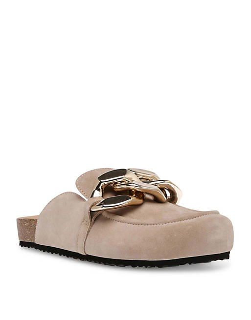 Steve Madden Study clogs with chain in taupe suede