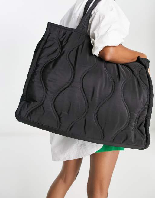 Steve madden black sale quilted tote bag