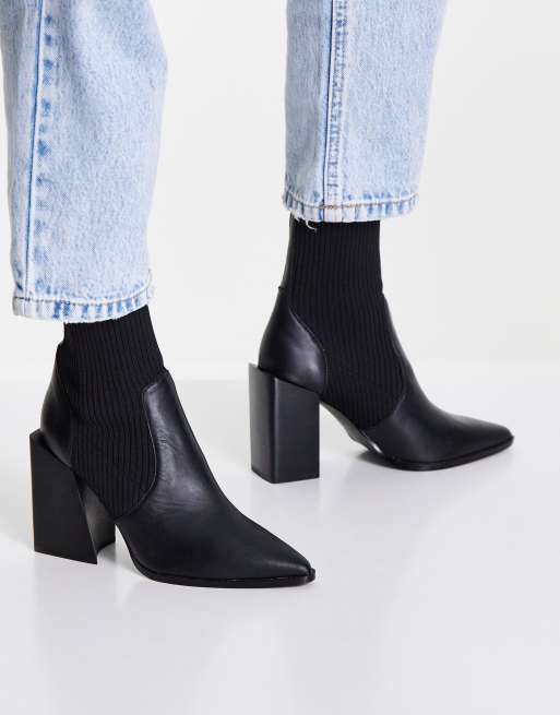 Steve madden 2024 black leather booties