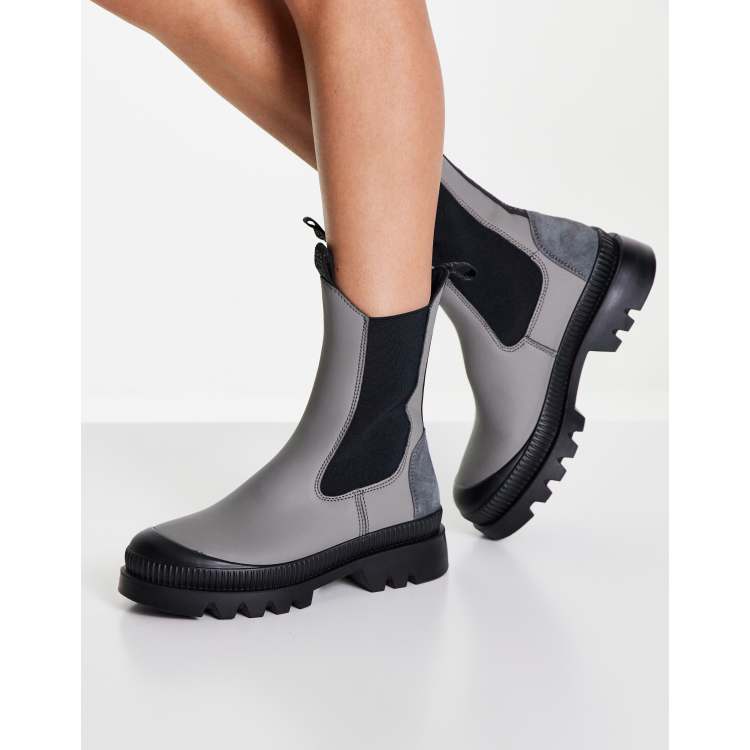 Steve madden torrent sales rain boots