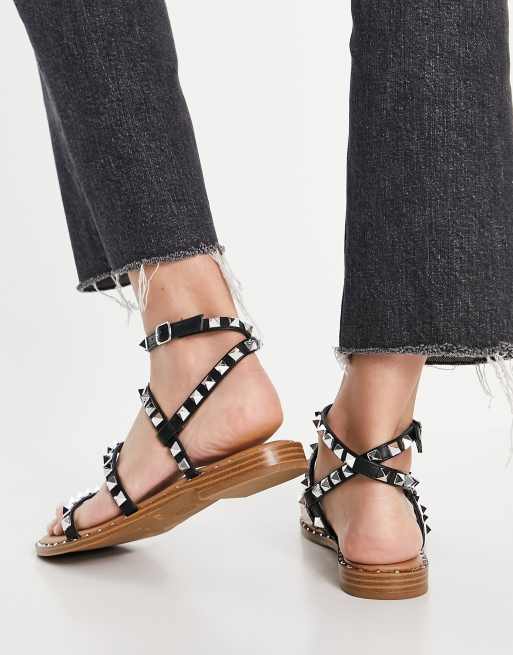 Steve madden hot sale spiked sandals