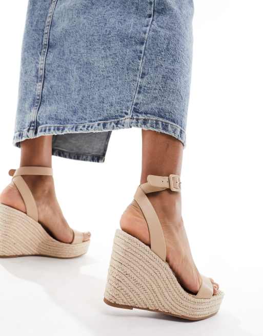 Steve madden nude wedges top