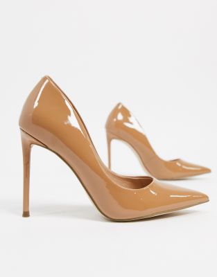 camel pointed heels