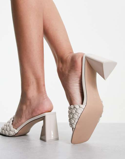 Steve Madden woven triangle heel mule in off white