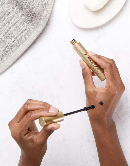 Stila HUGE Extreme Lash Mascara, 4 of 4