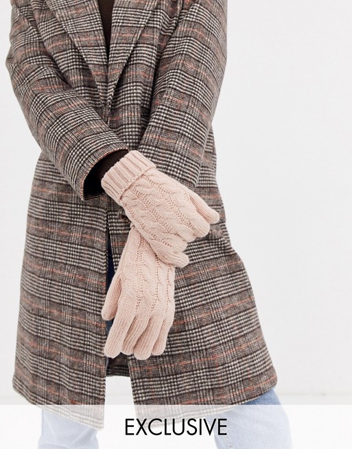 Αποτέλεσμα εικόνας για Stitch & Pieces Exclusive pink cable knit gloves