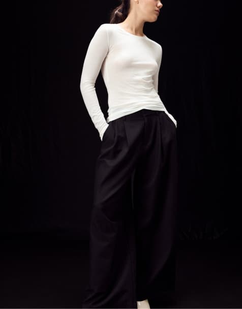 Stradivarius 100% cotton long-sleeve t-shirt in ecru