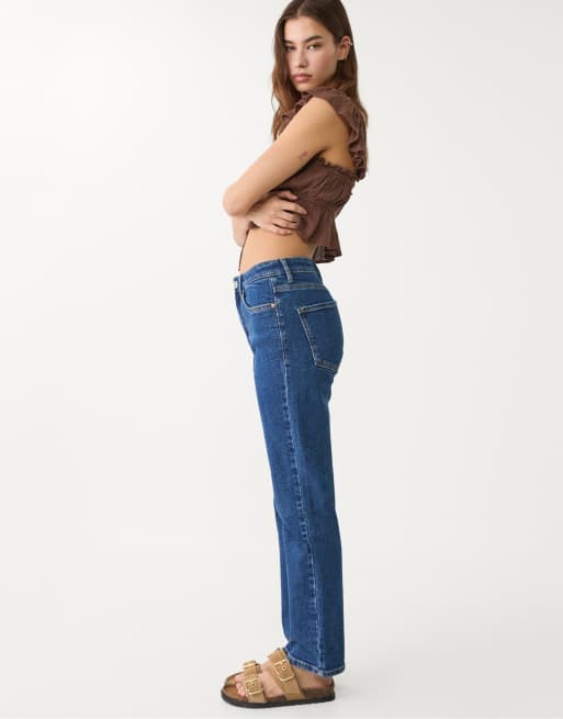 Stradivarius 1465 slim-fit mom jeans in rinse blue denim, 4 of 4