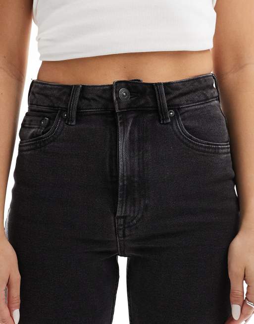Stradivarius 1465 slim-fit mom jeans in washed black, 4 of 5