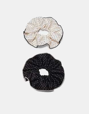 Stradivarius - 2er-Set plissierte Maxi-Scrunchies in Schwarz